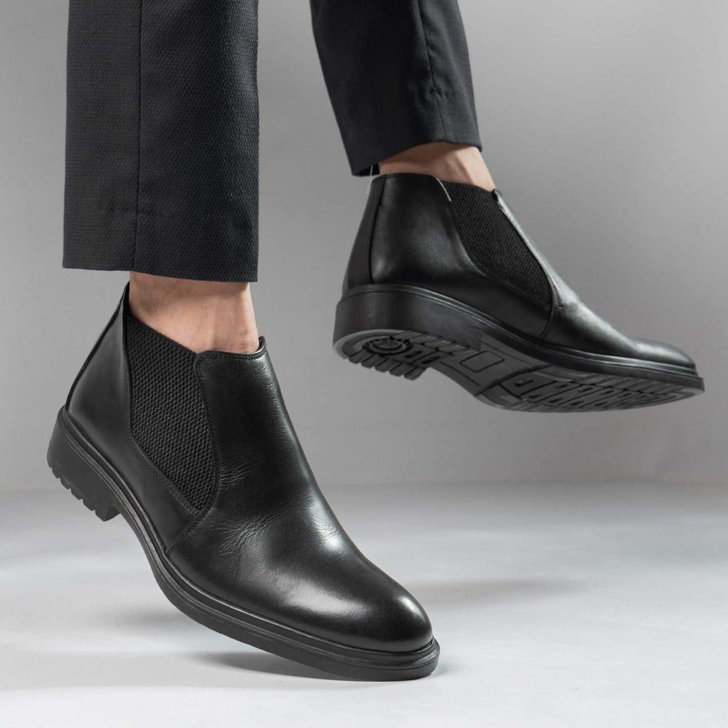 Genuine Leather Classic – M16