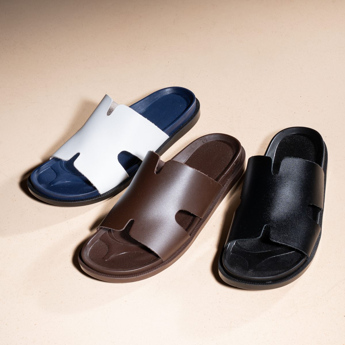 DO8 Signature Sandals
