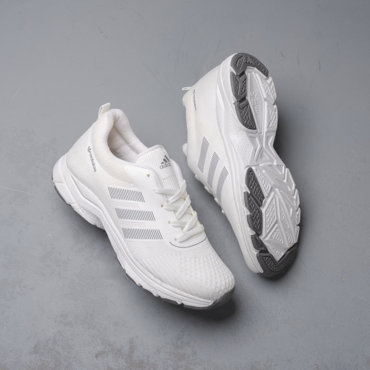 Premium O3 Knit Sneaker