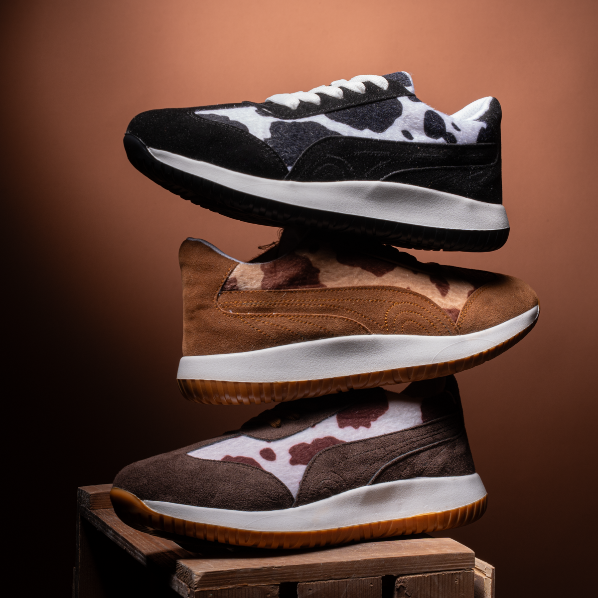 EMA2 Sneakers – Cow Pattern