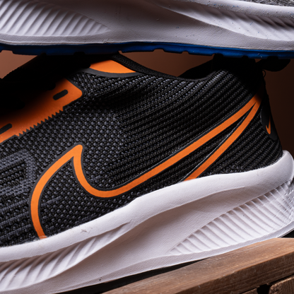 NK Zoom Sneakers  Air Motion