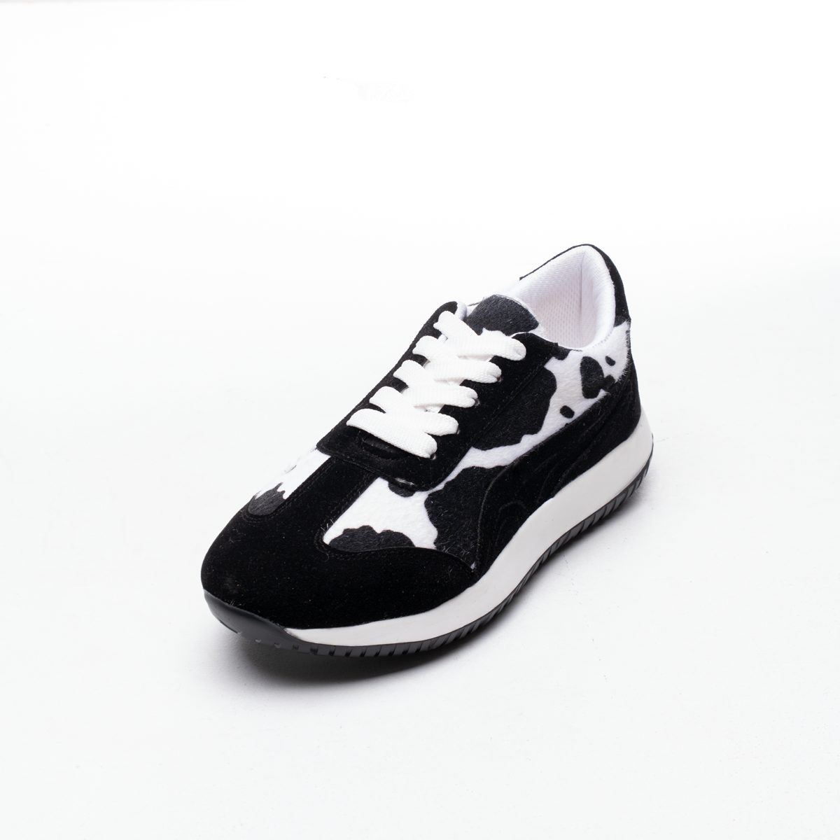 EMA2 Sneakers – Cow Pattern