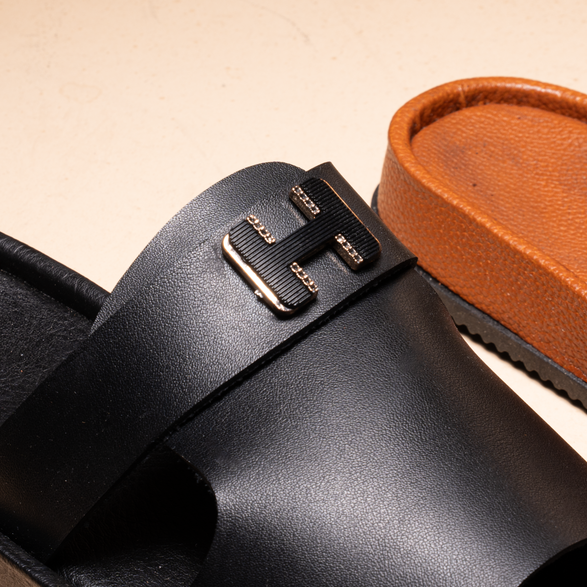 BO17 Slides – Signature Comfort