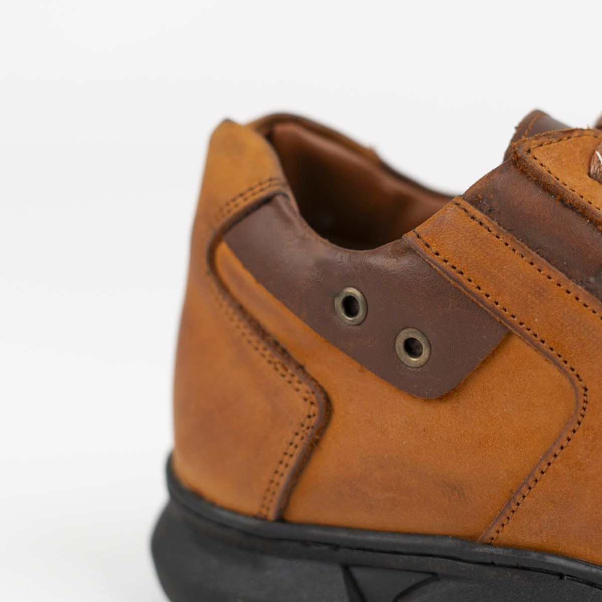 Donga Genuine Leather Shoes – D4