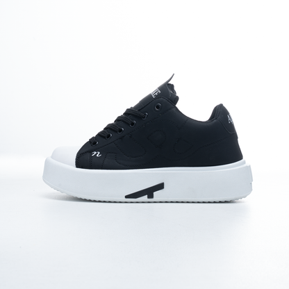AJEKKE Sneakers – DAV3