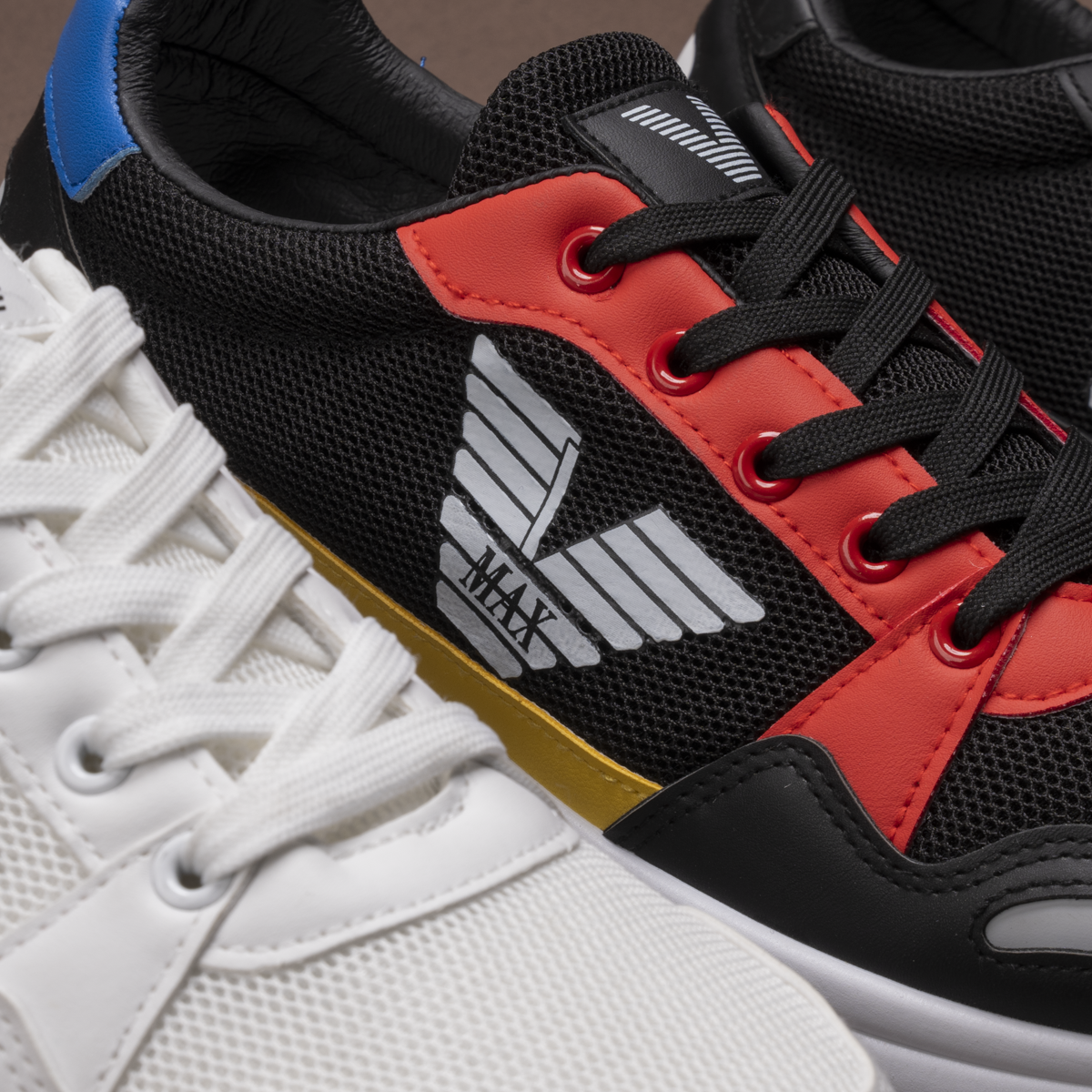 Men’s Comfort Sneakers – G002