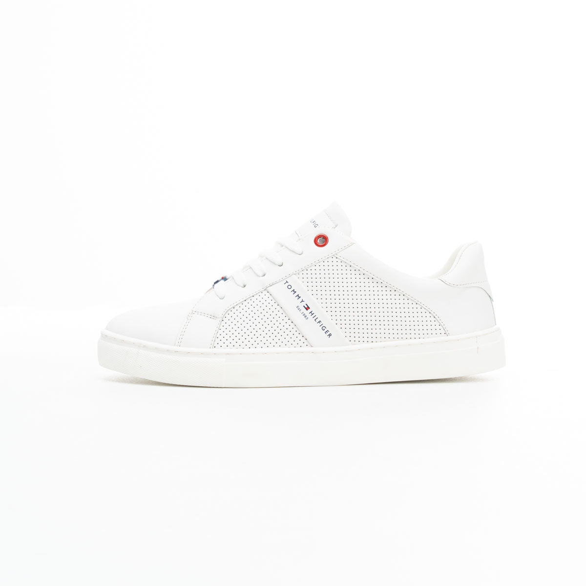 TO Sneakers V25