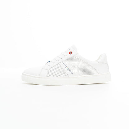 TO Sneakers V25