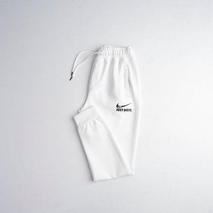 NIKE Sweatpant